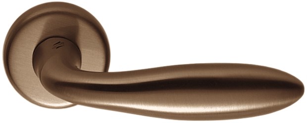 Дверная ручка на круглом основании COLOMBO Mach CD81RSB-OA матовая бронза - фото 13186