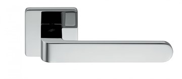 Дверная ручка на квадратном основании COLOMBO Fedra AC11RSB-CR полированный хром